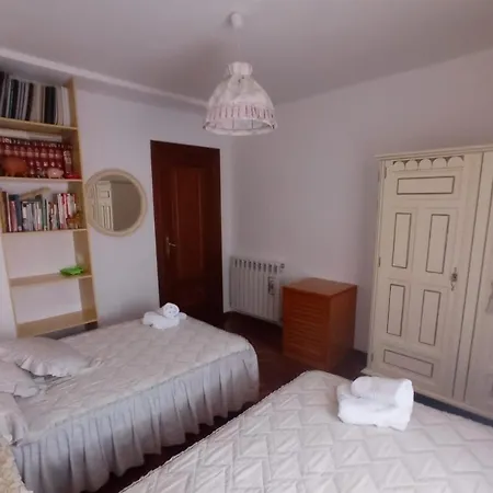 Casa Navacastellanos Nyaraló *