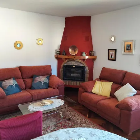 Nyaraló Casa Navacastellanos Casarejos