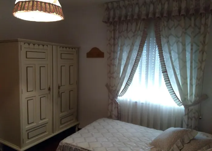 Casa Navacastellanos * Casarejos