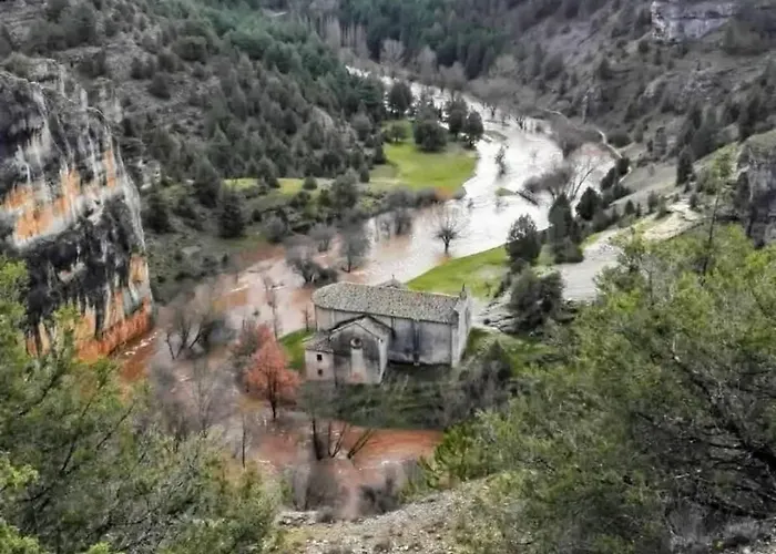 Casa Navacastellanos Nyaraló *